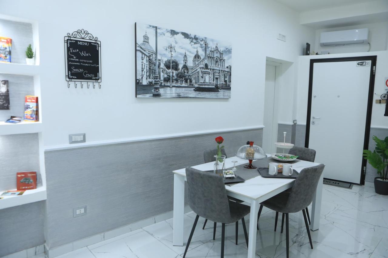 Apartament Santi House Katania Zewnętrze zdjęcie